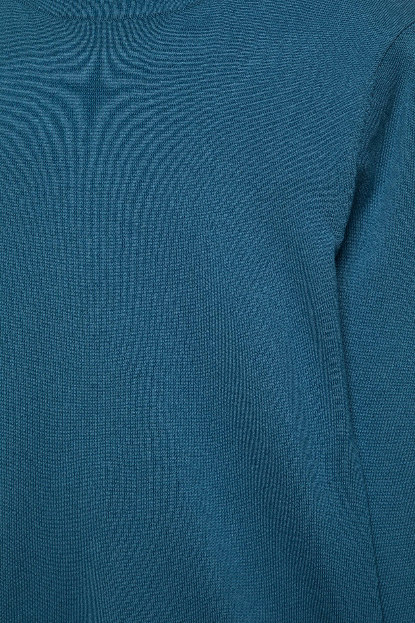 Maglione a maglia rasata con collo alto