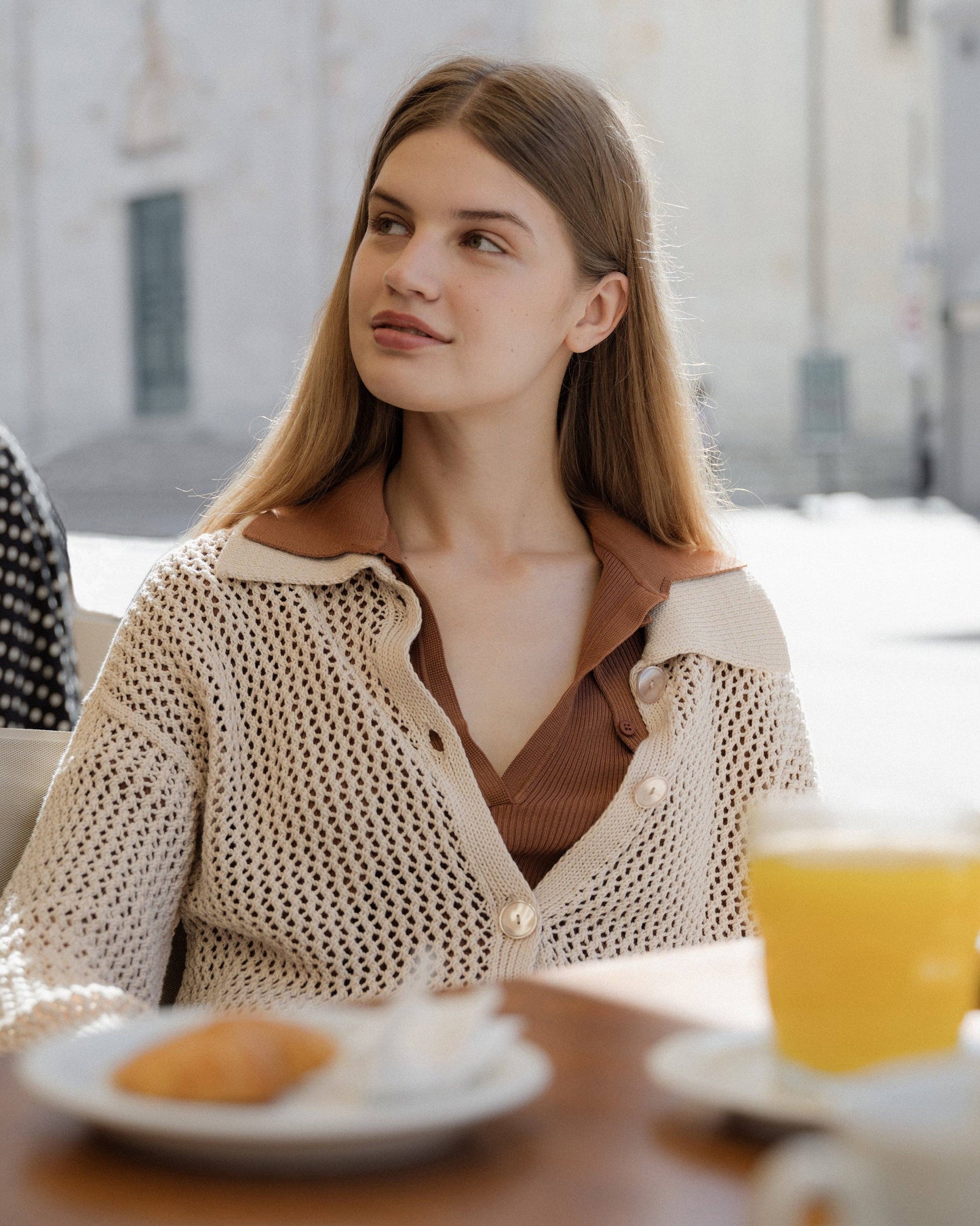 Cardigan polo in cotone fine all’uncinetto