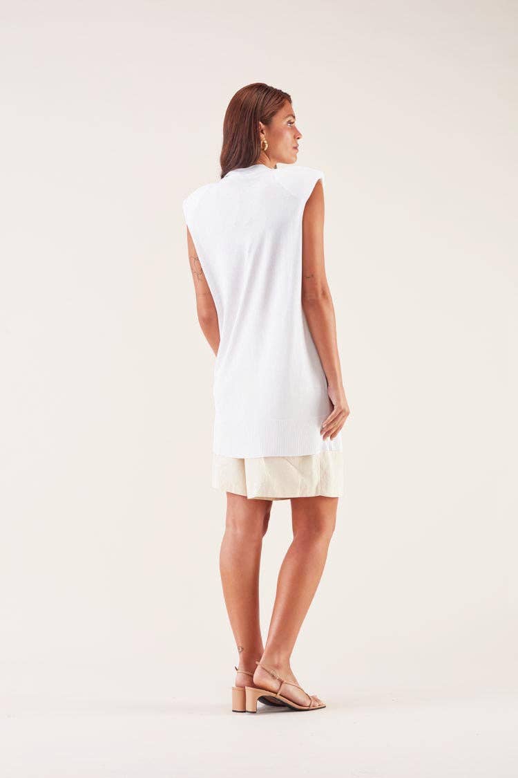 Gilet lungo smanicato con bottoni in madreperla