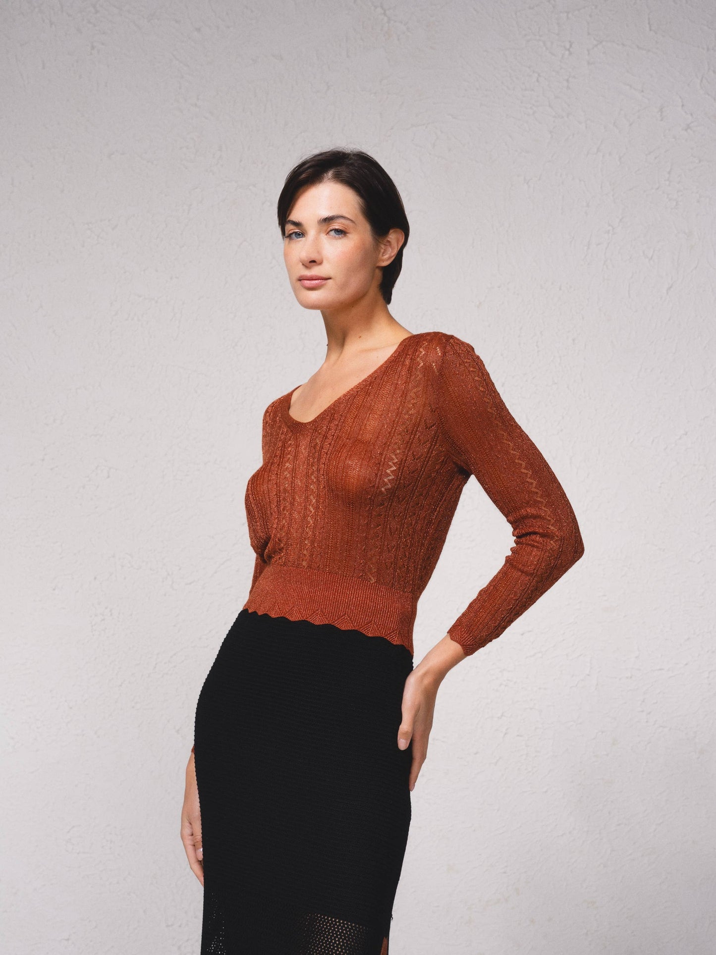 Maglione corto all’uncinetto con lurex