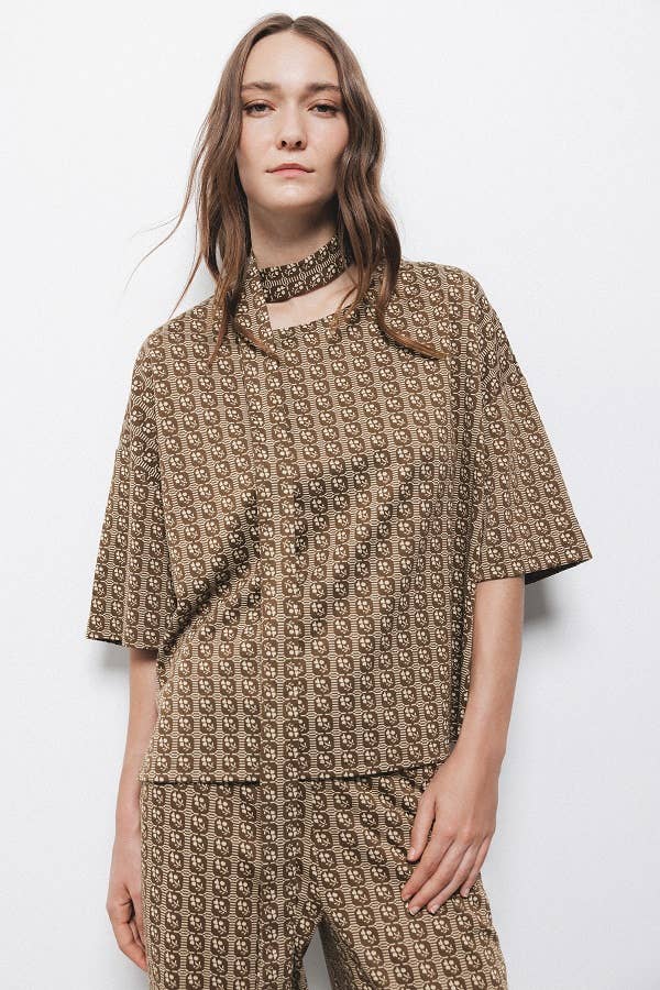 Blusa oversize con motivo geometrico