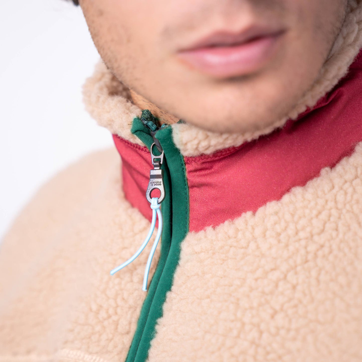Gilet sherpa unisex con zip beige e bordeaux