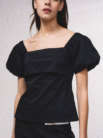 Blusa con scollo quadrato e maniche a sbuffo