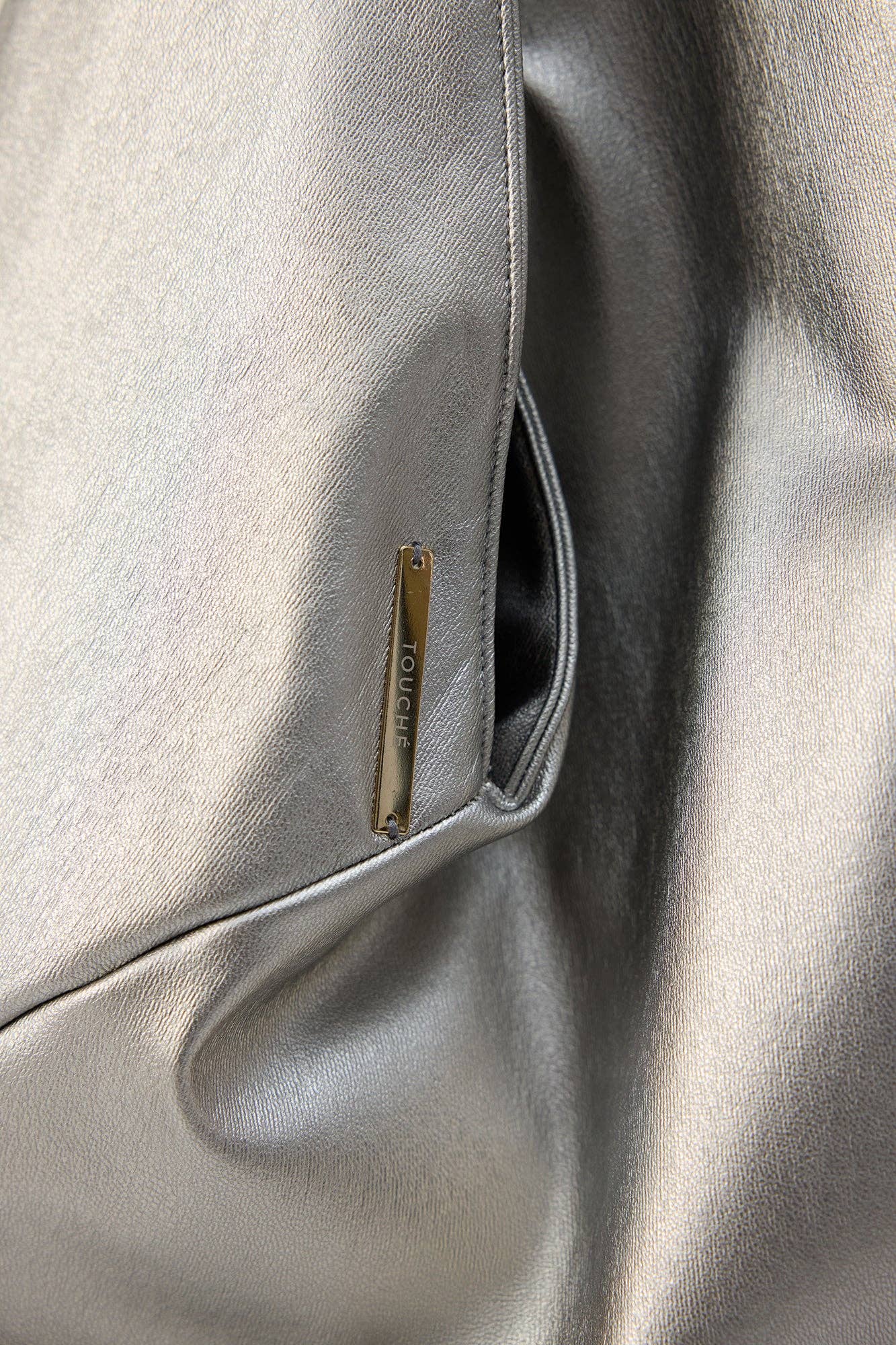 Borsa shopper triangolare metallizzata argento