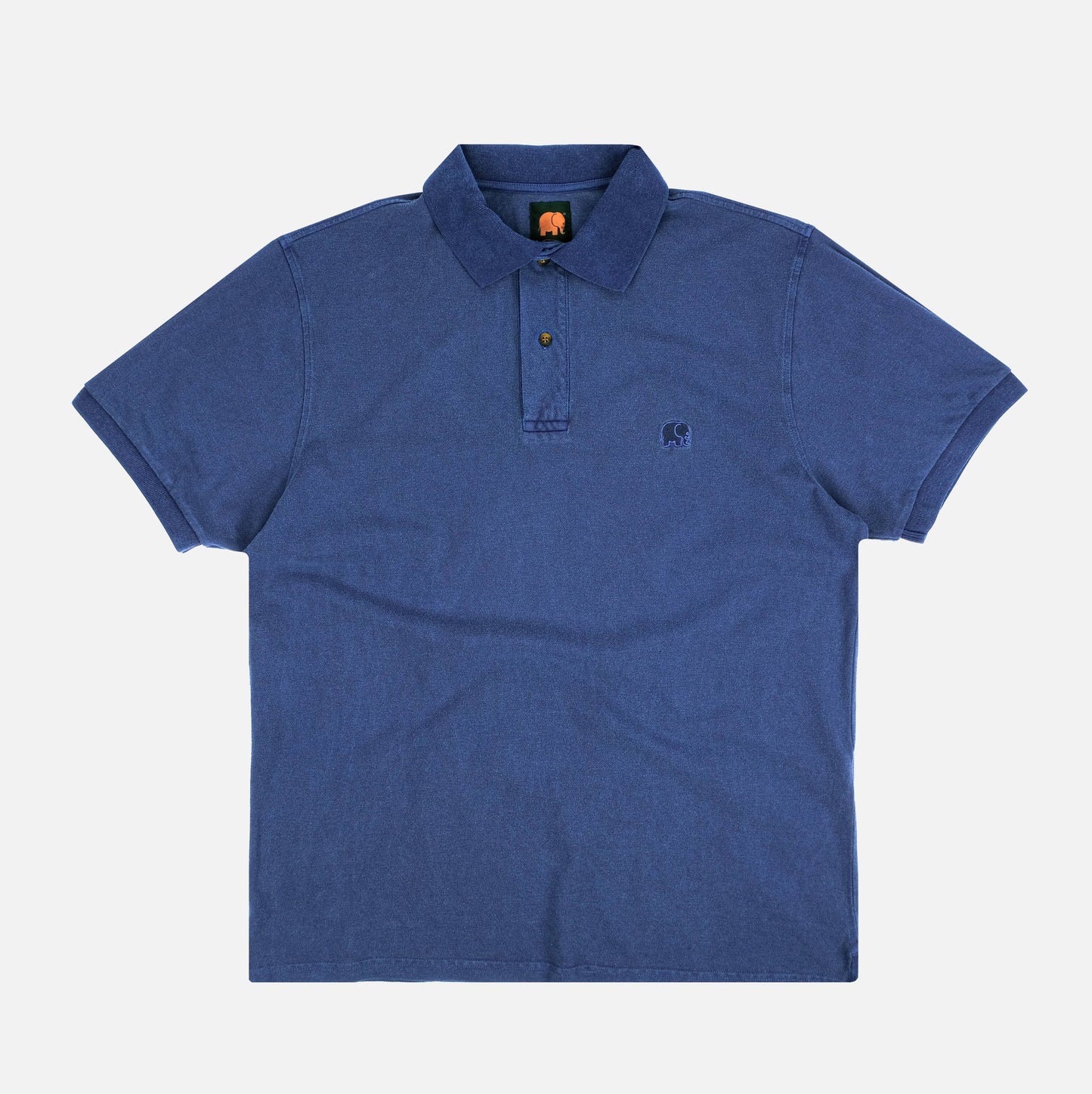 Polo in cotone biologico tinta a pigmento blu profondo