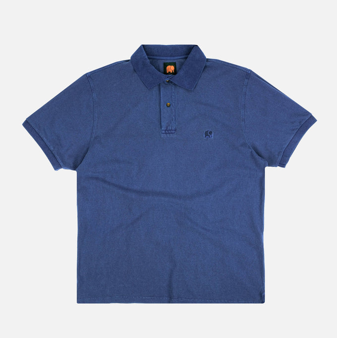 Polo in cotone biologico tinta a pigmento blu profondo