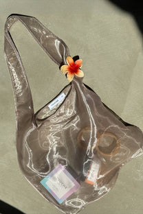 Borsa a spalla in organza trasparente con maxi spallaccio