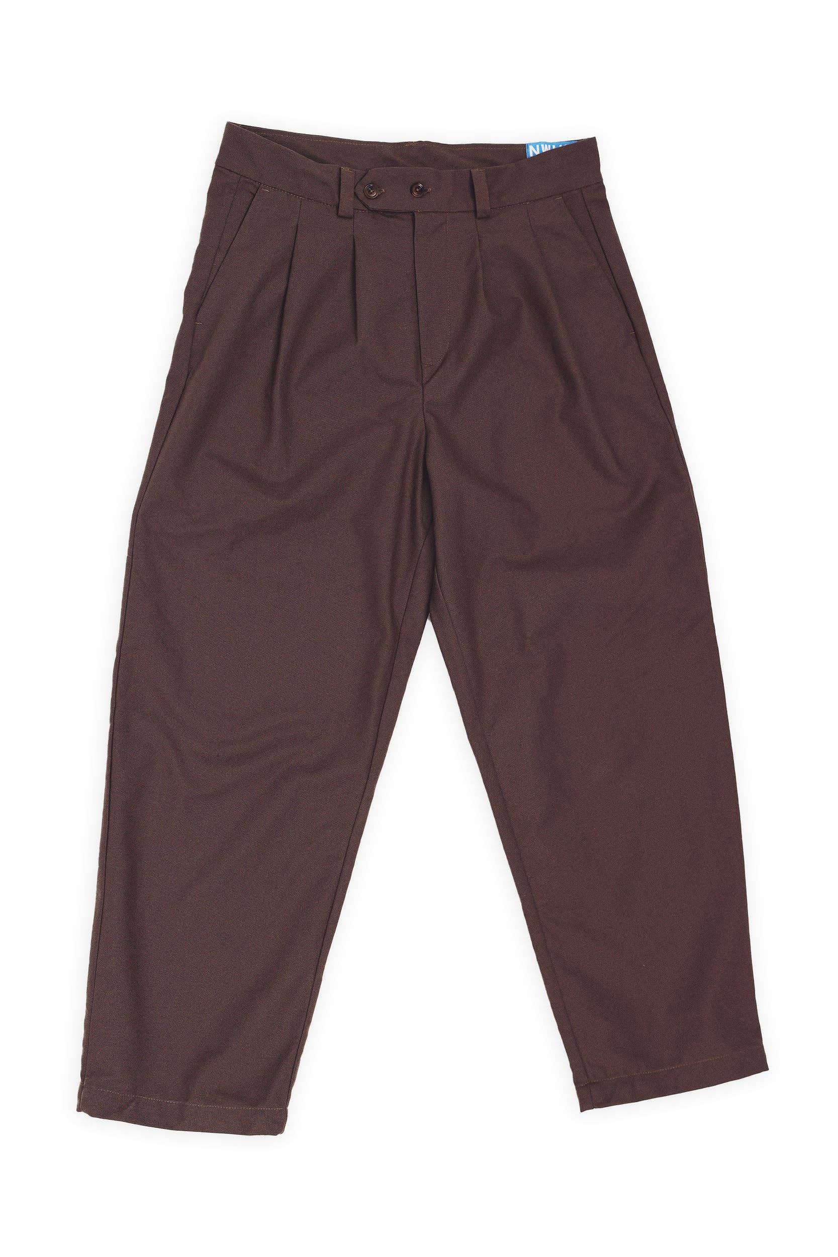 Pantaloni chino marroni relaxed fit con pinces