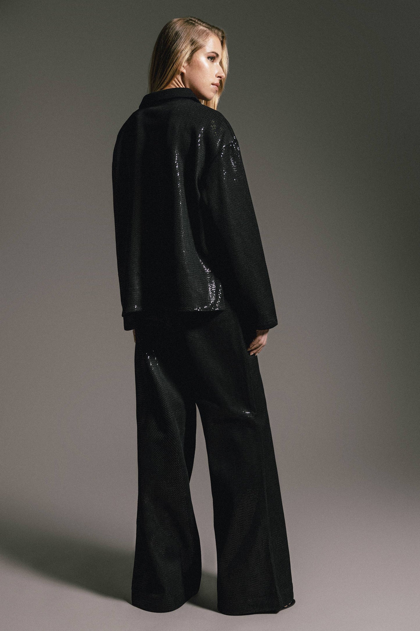Camicia nera con paillettes