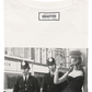 T-shirt Bobbies con foto vintage di Londra