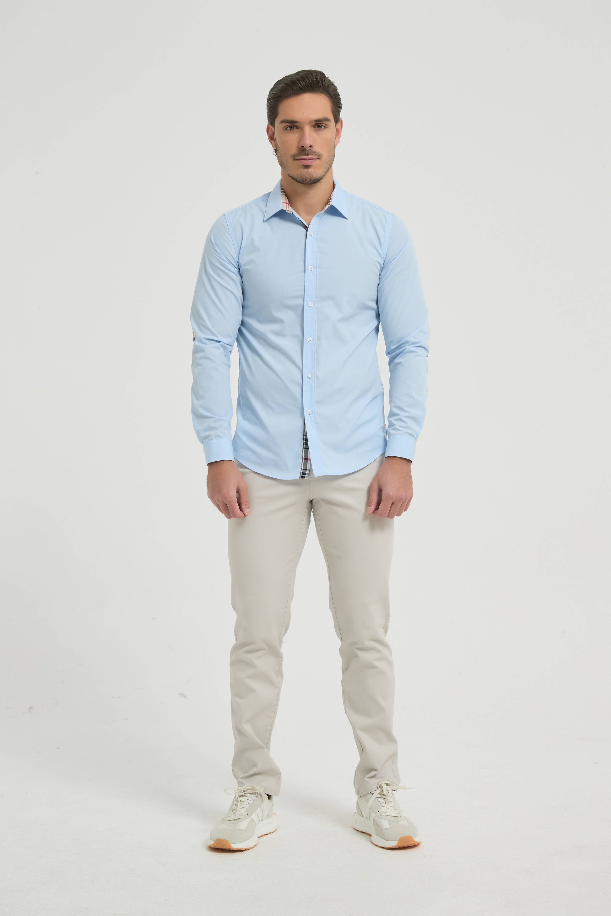 Camicia slim fit azzurro cielo con toppe ai gomiti