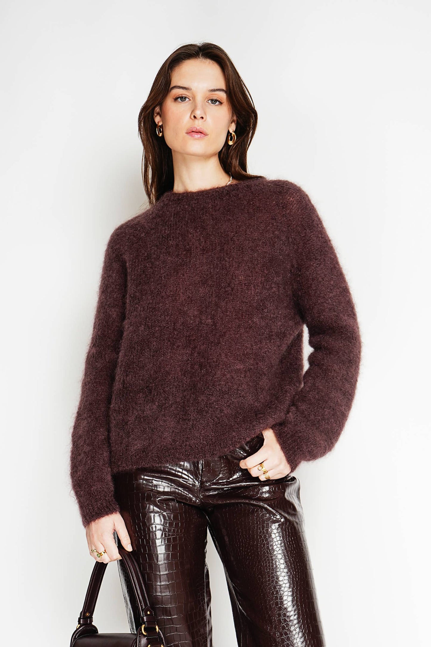 Maglione Lenoli rosa con scollo a V