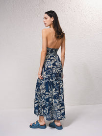 Abito lungo boho con top all’uncinetto e gonna floreale