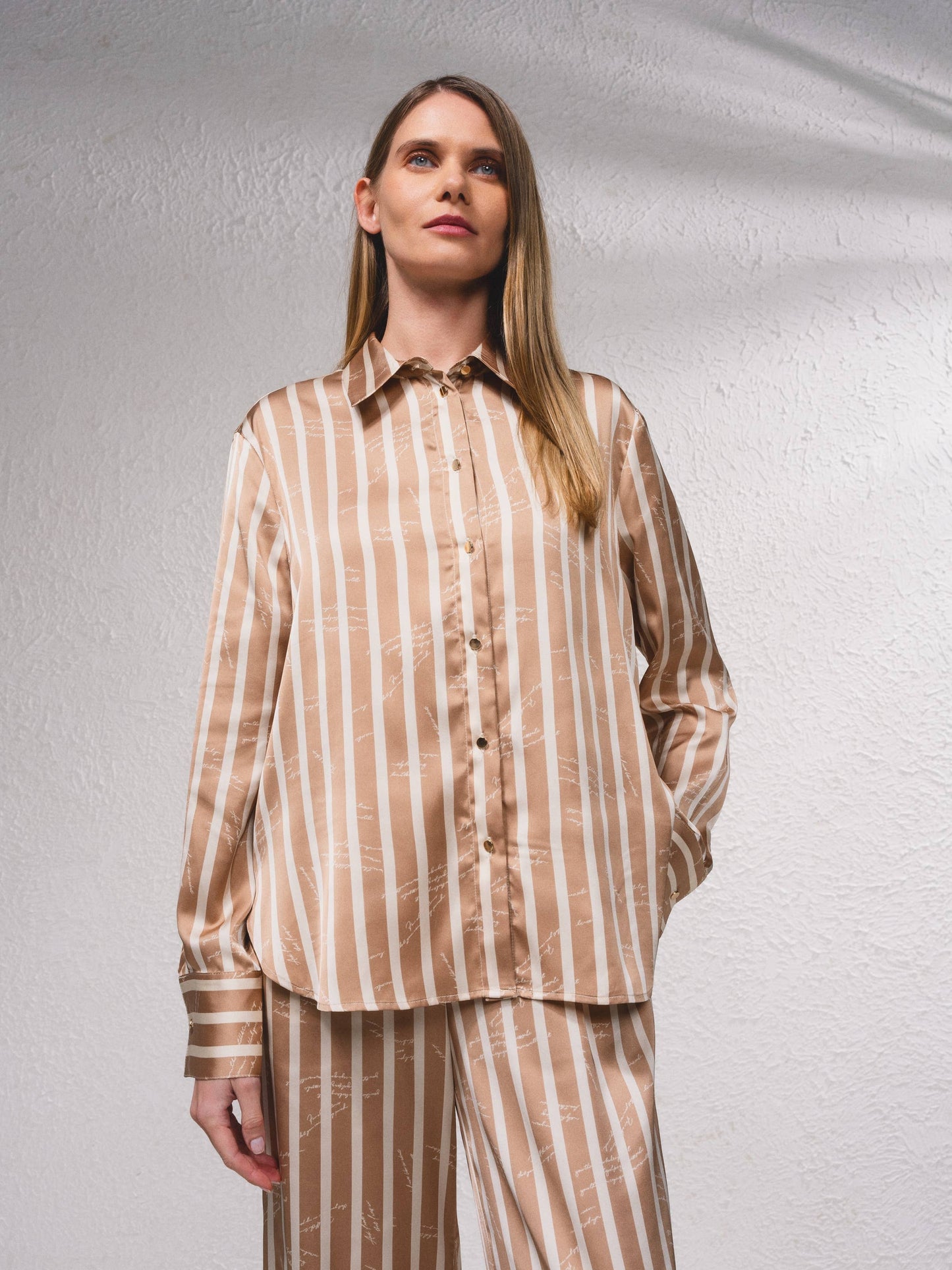 Camicia in raso a righe
