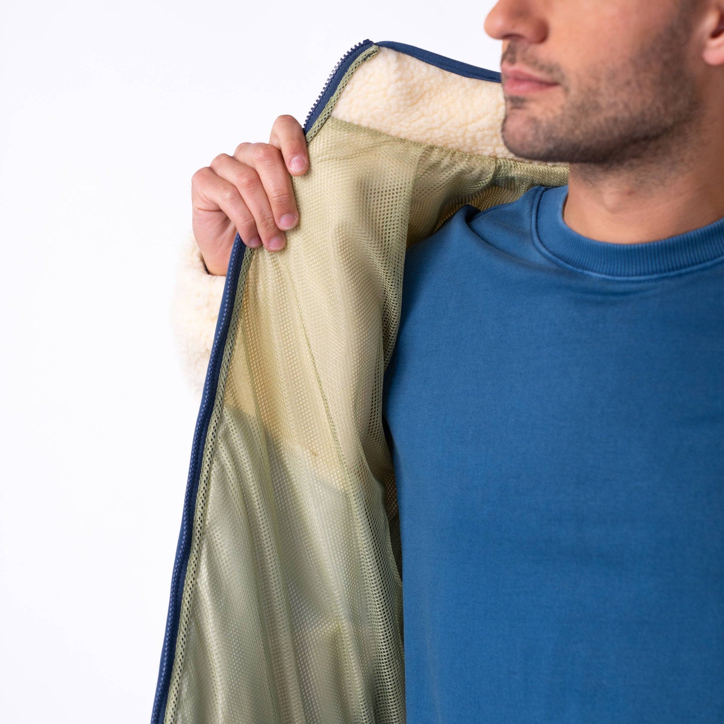Giacca sherpa color block avorio e blu navy