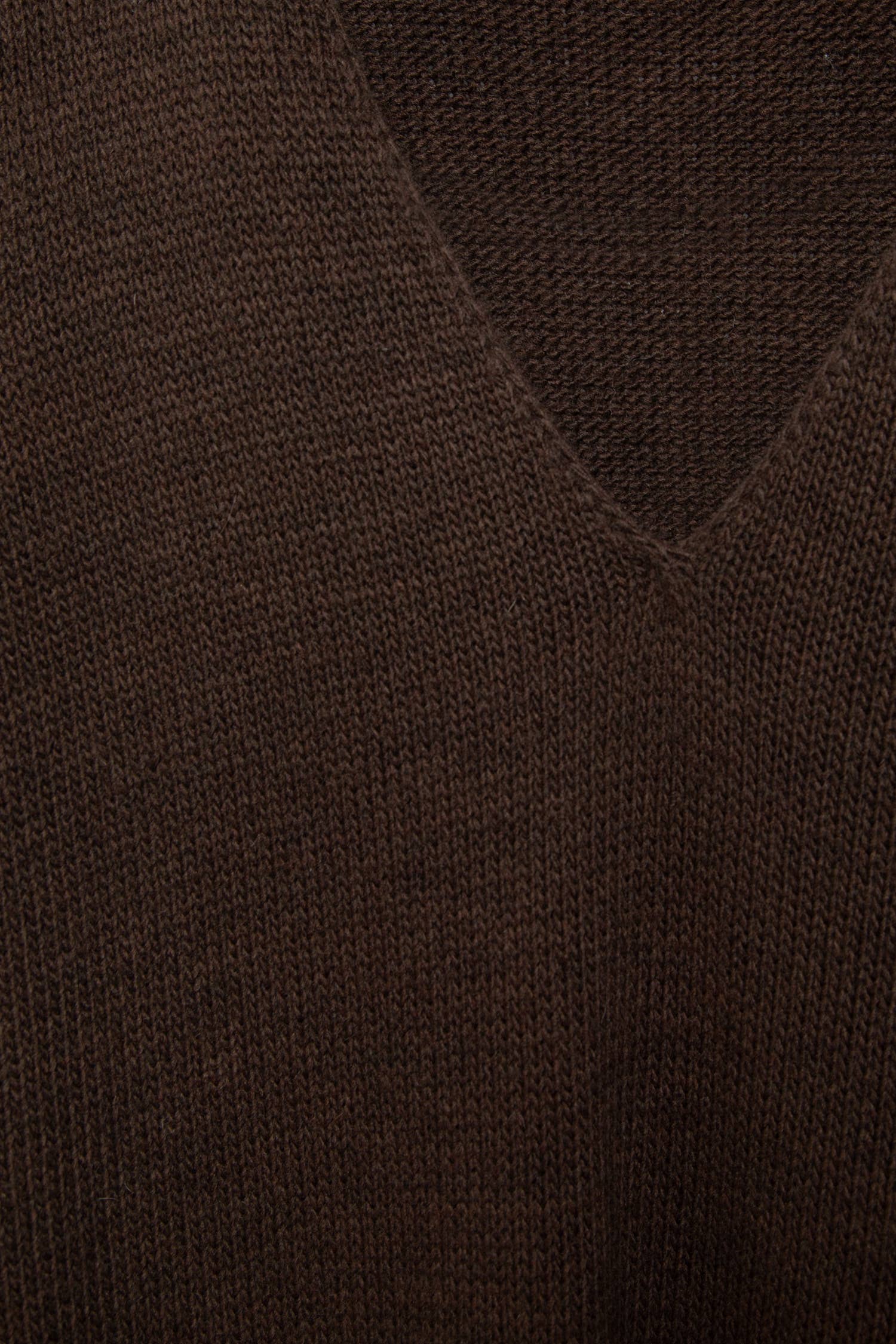 Abito lungo in maglia con scollo a V