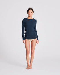Top Thyra a maniche lunghe in cotone biologico a costine blu denim