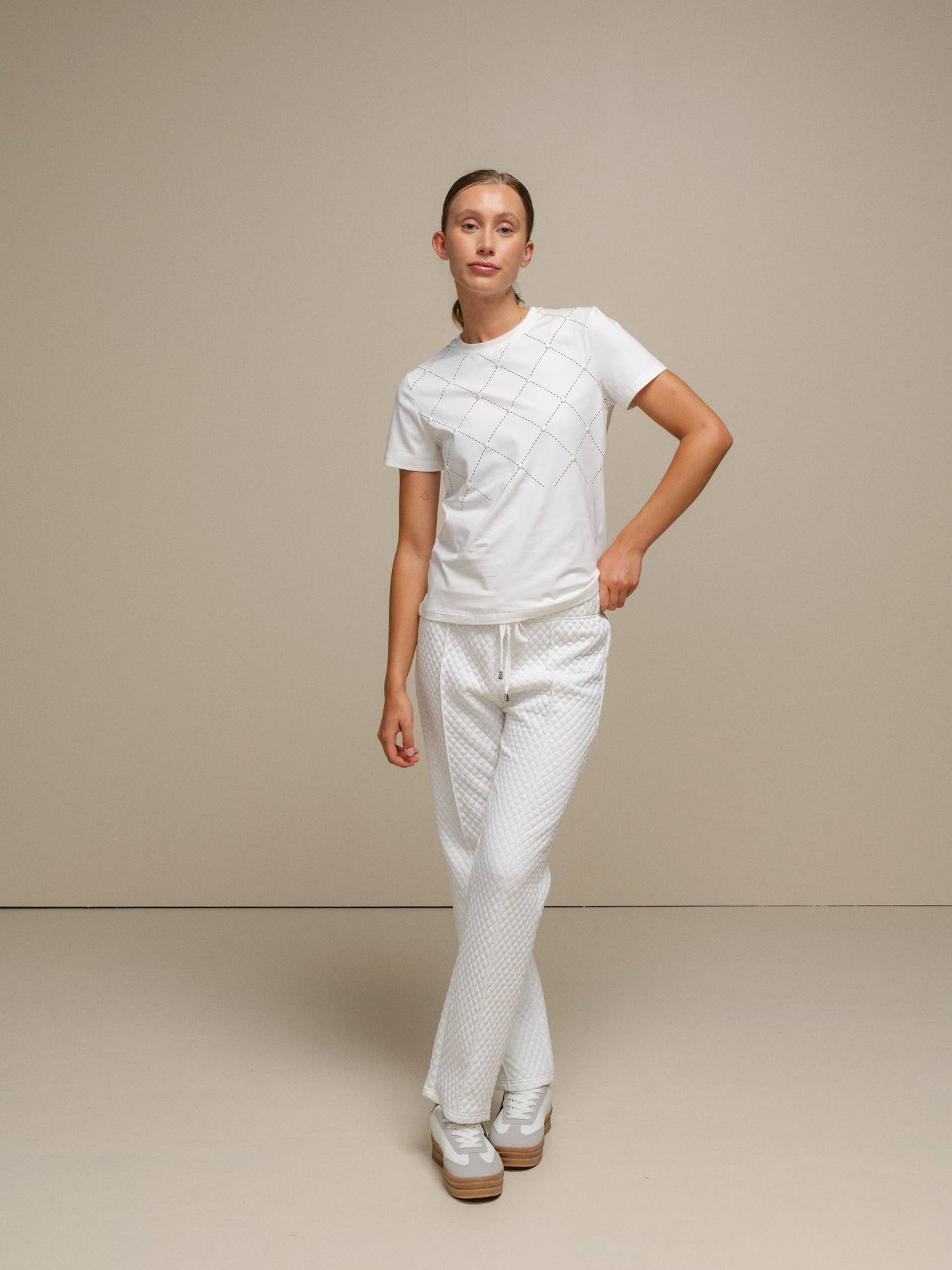 T-shirt Donna in Cotone Elasticizzato con Motivo a Rombi e Perle