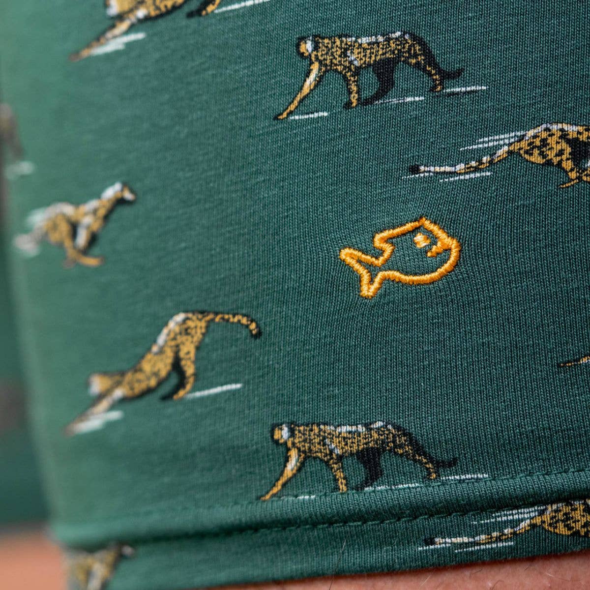 Boxer in cotone biologico con stampa selvaggia verde