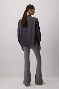 Camicia ricamata con pietre in mussola di cotone
