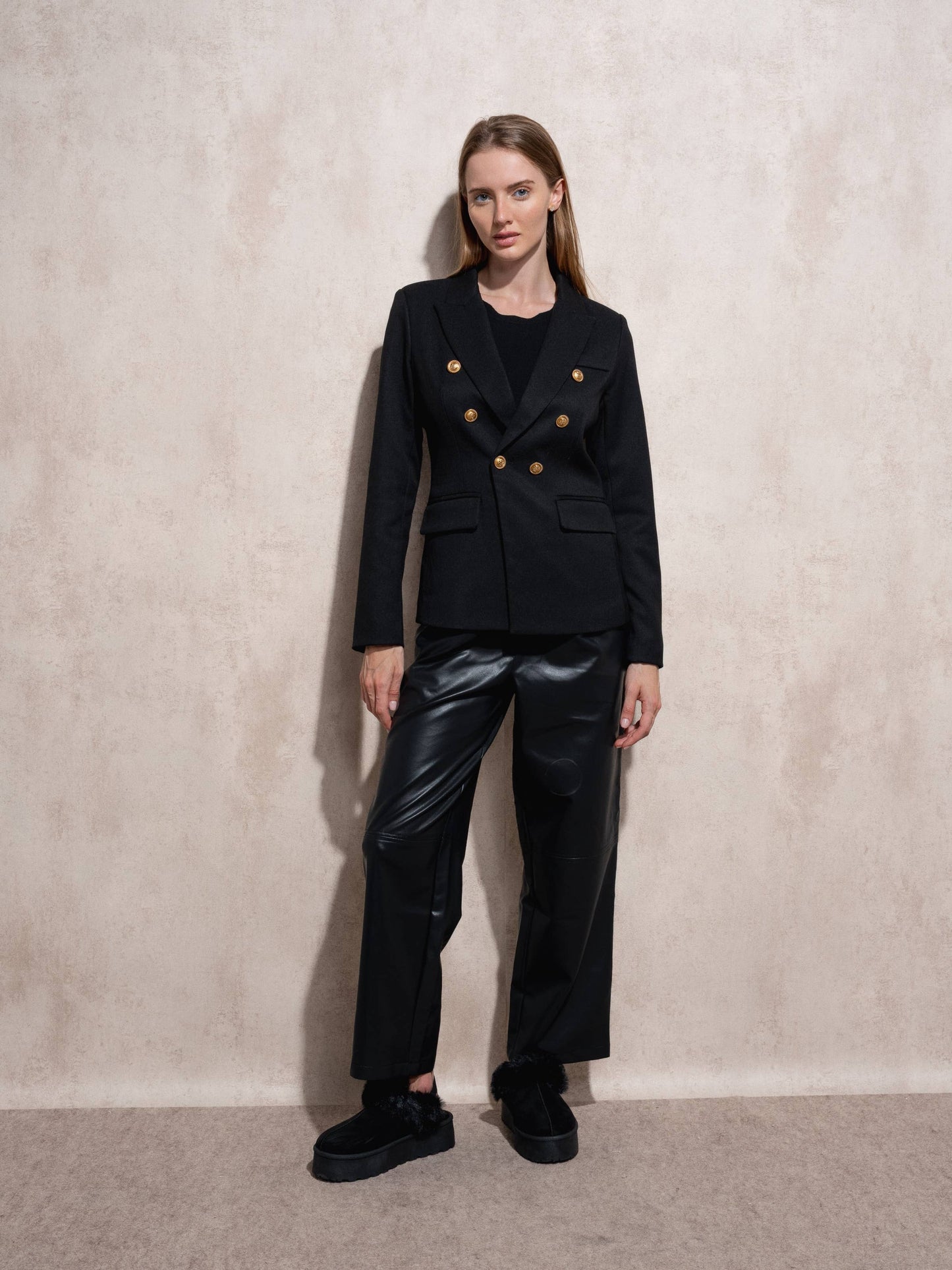 Blazer doppiopetto nero con bottoni dorati