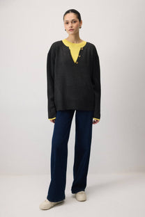 Maglia con colletto a contrasto