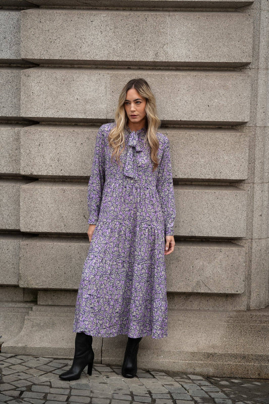 Abito midi fluido con fiocco