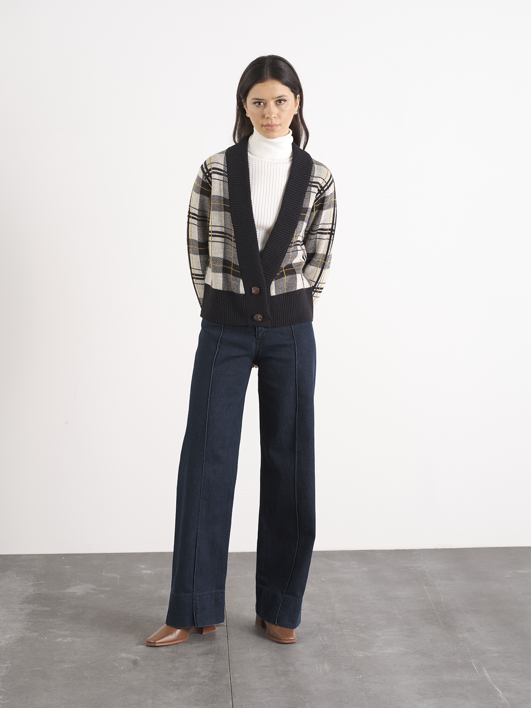 Cardigan in maglia a quadri con bottoni