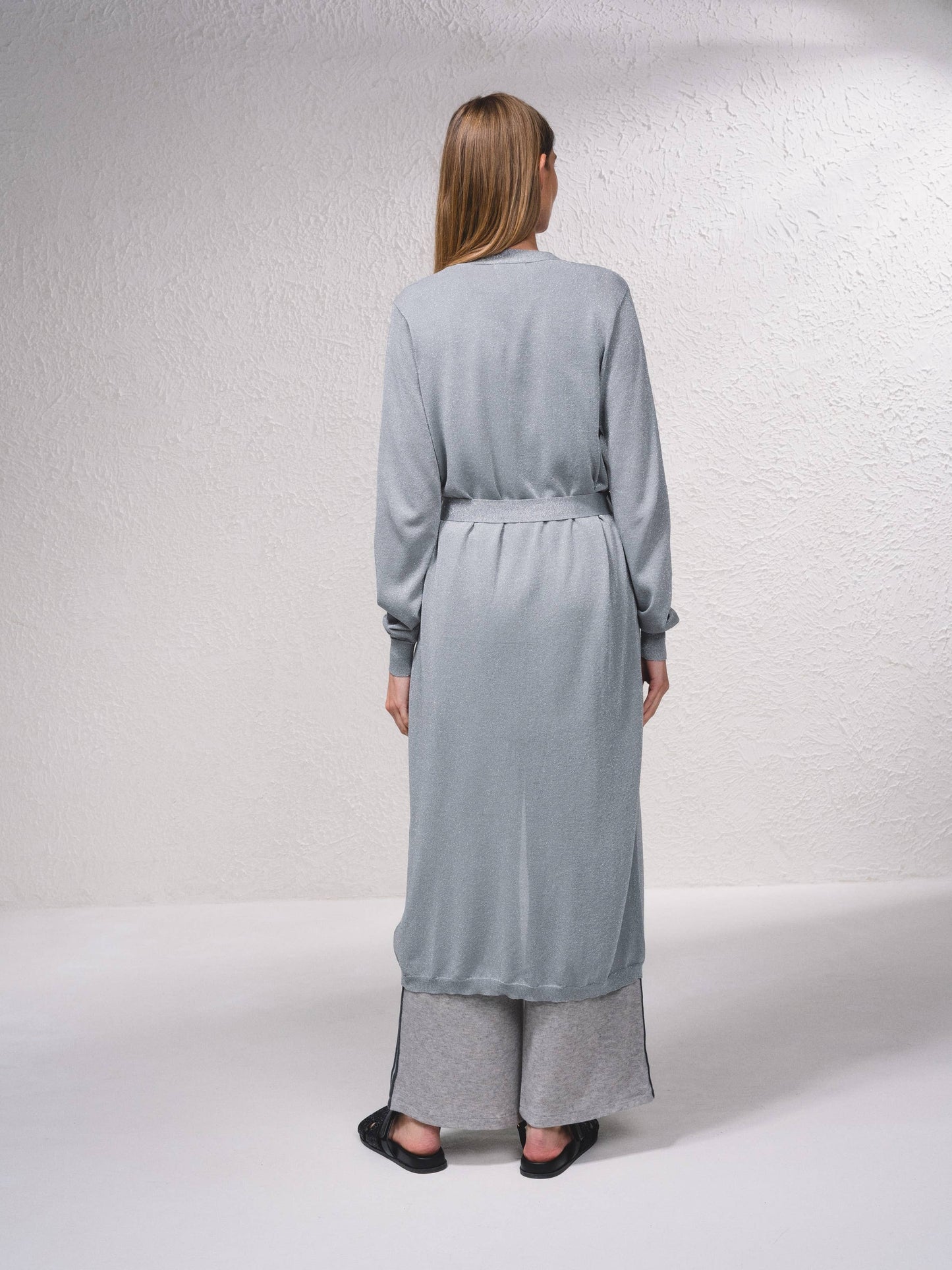 Cappotto lungo lucido con cintura