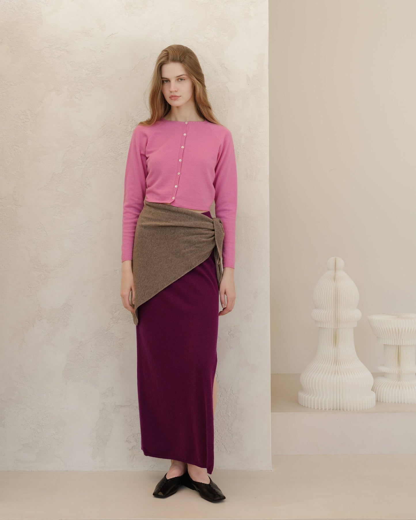 Gonna lunga a vita alta in misto cashmere con spacco laterale in maglia 3D