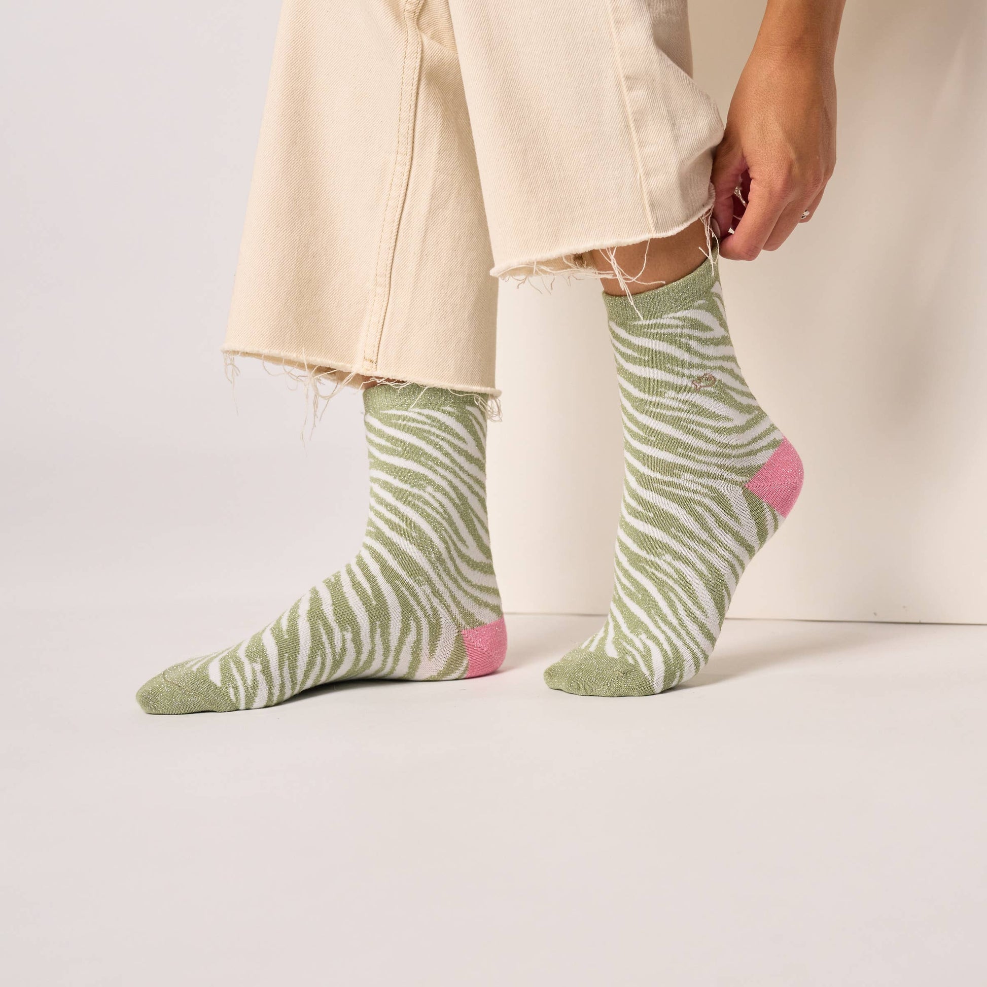 Calzini glitterati zebrati in cotone pettinato verde e bianco