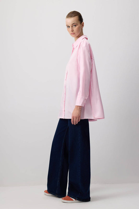 Camicia oversize con cravatta funzionale in misto cotone