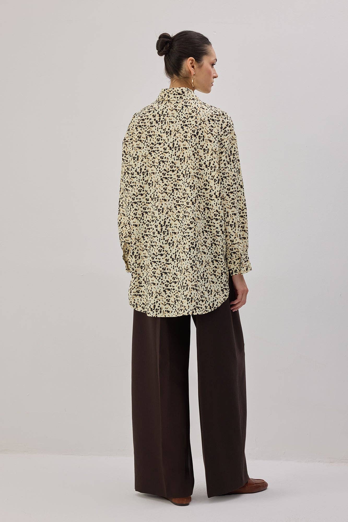 Camicia oversize a stampa mini leopardata