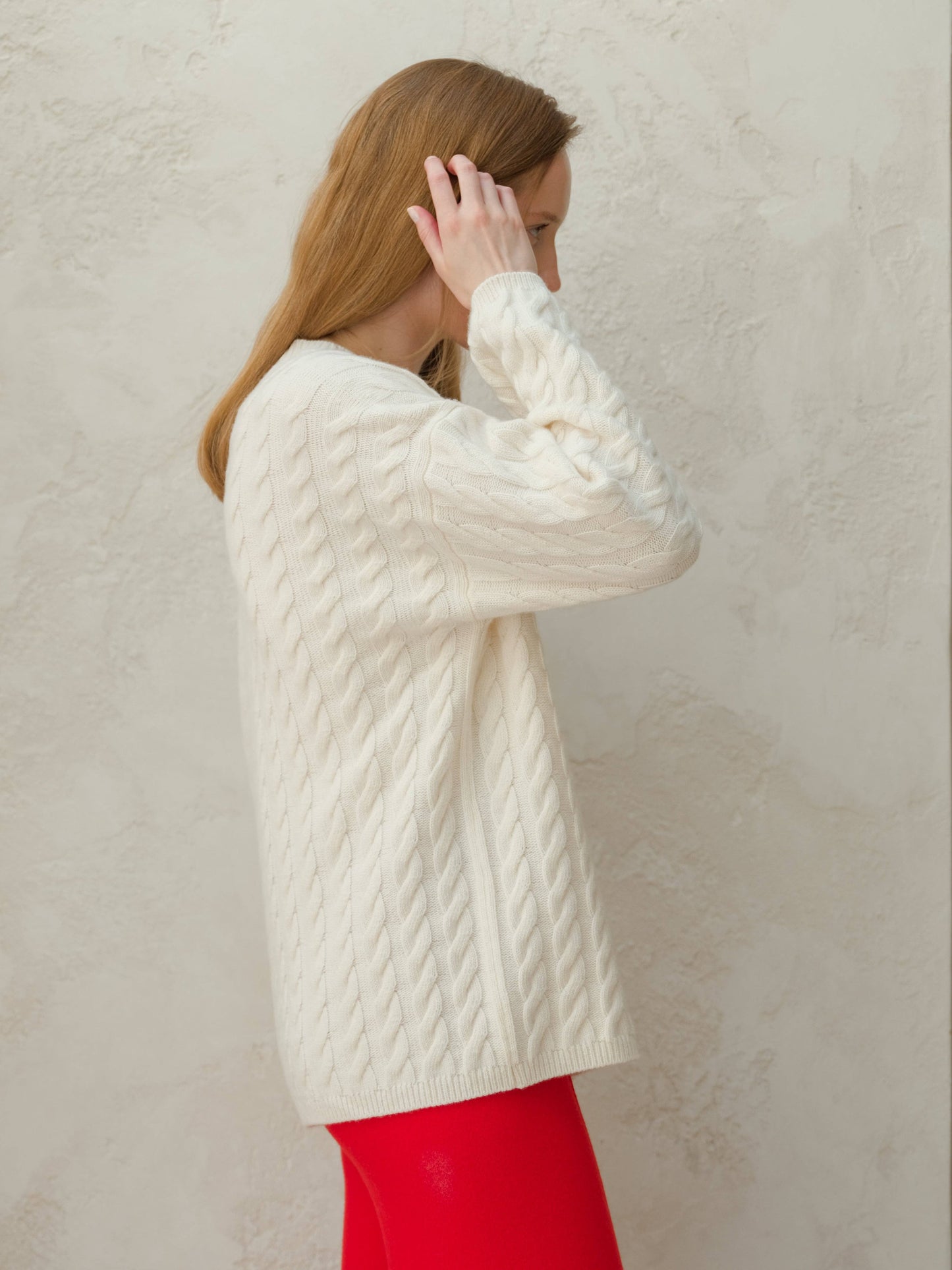 Maxi maglia girocollo a trecce in misto cashmere