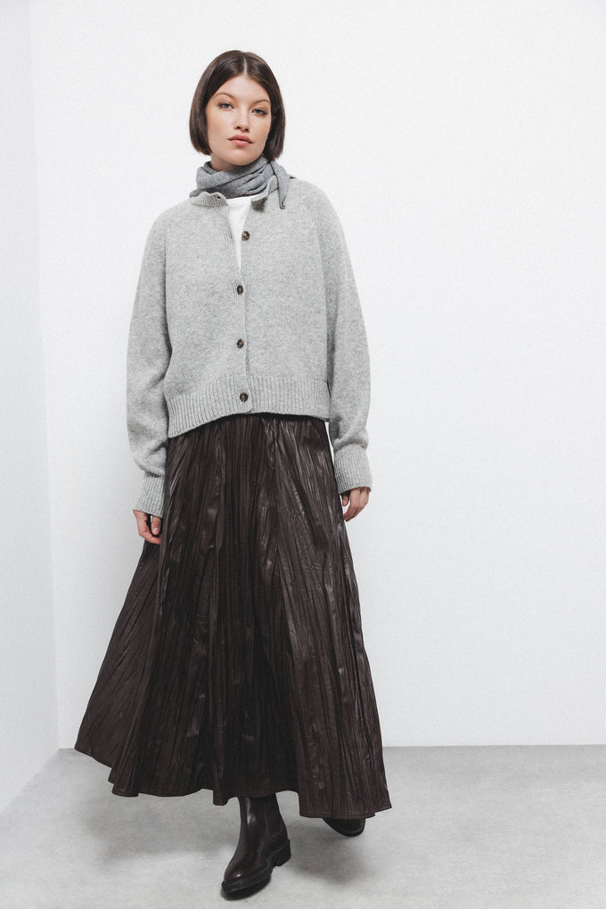 Cardigan in lana a maglia rasata con bottoni a contrasto