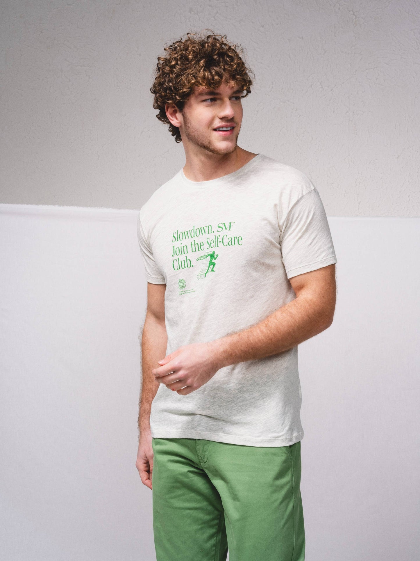 T-shirt in cotone con stampa messaggio