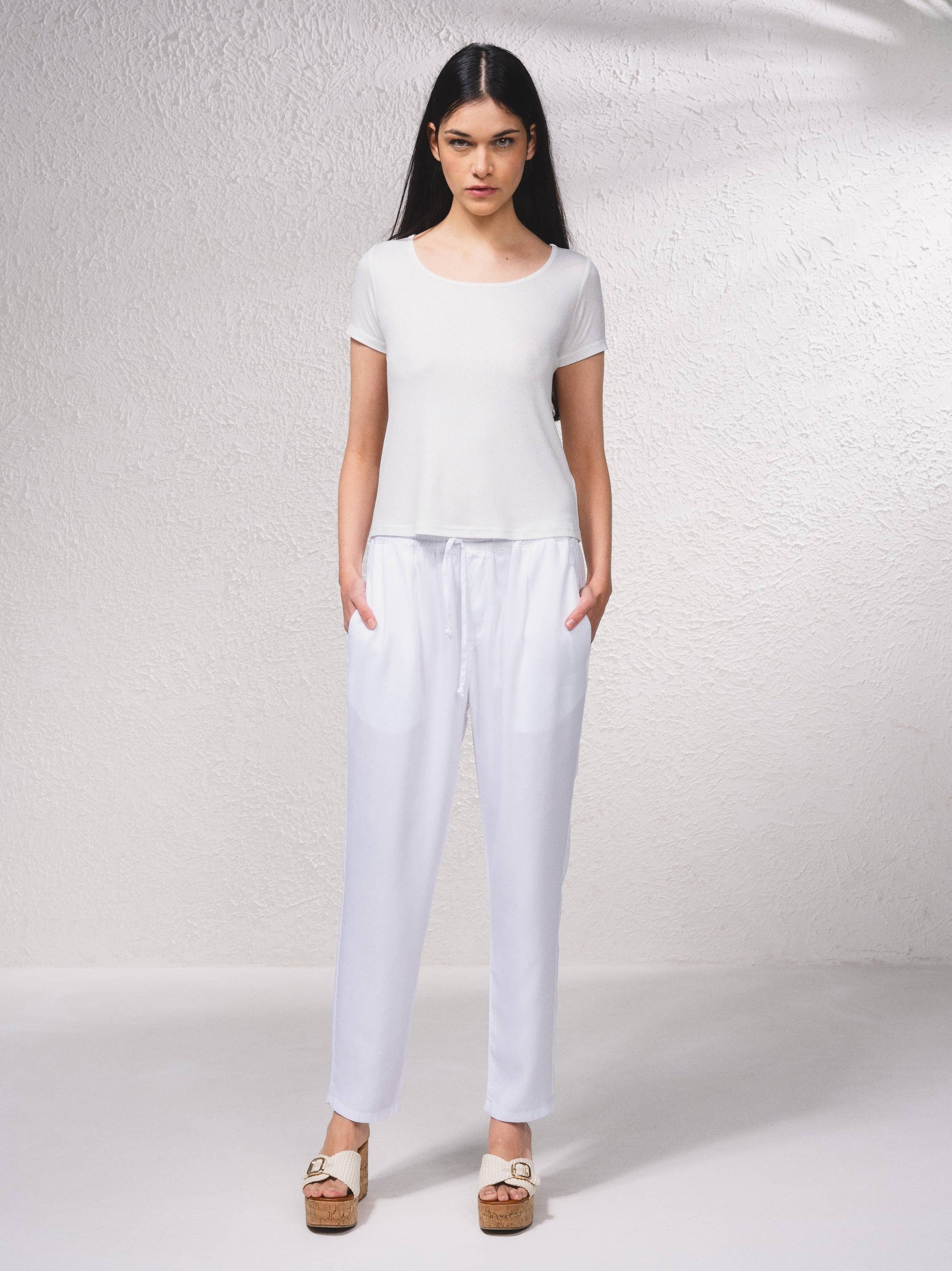 T-shirt basic in viscosa a girocollo