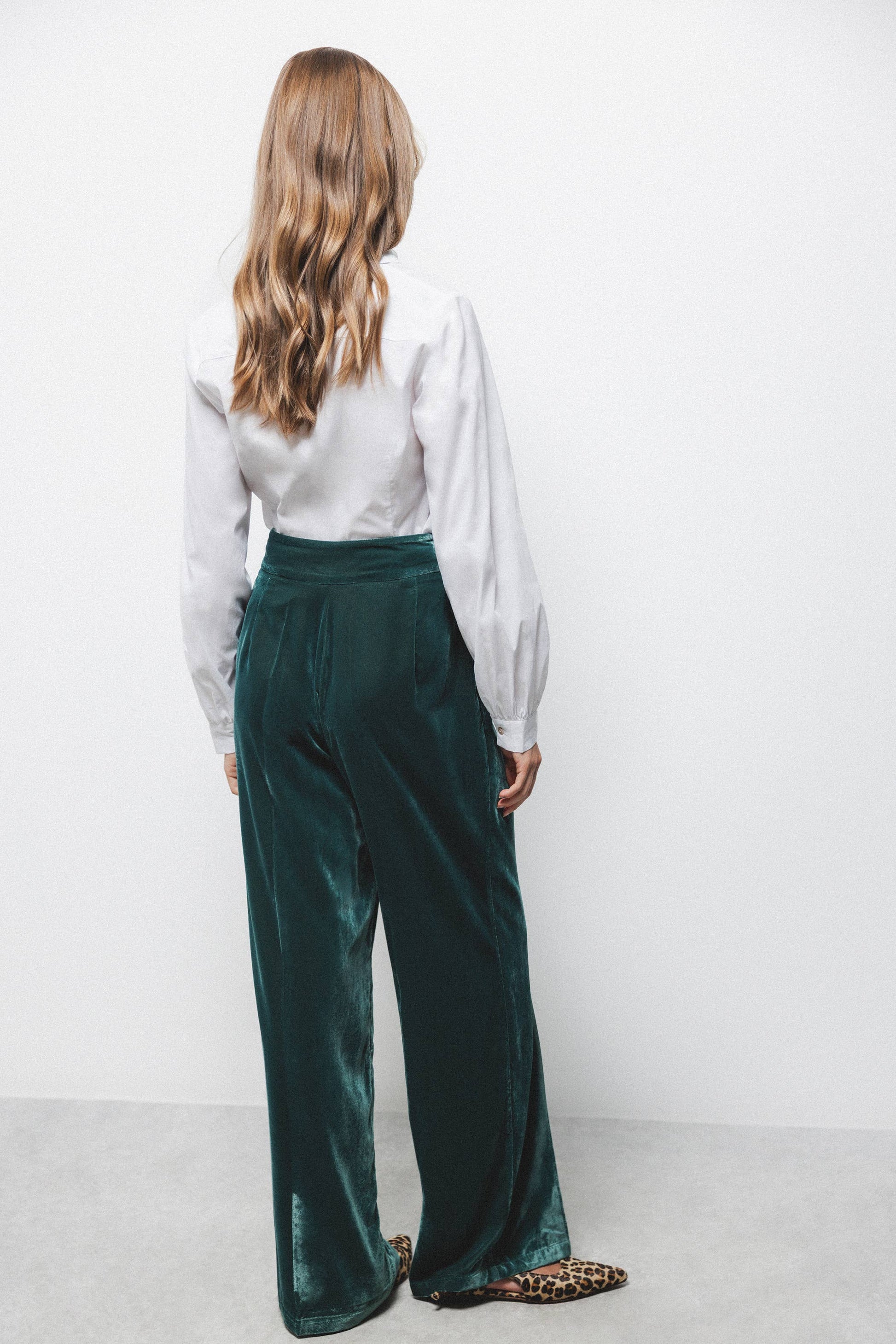 Pantaloni effetto velluto a vita alta