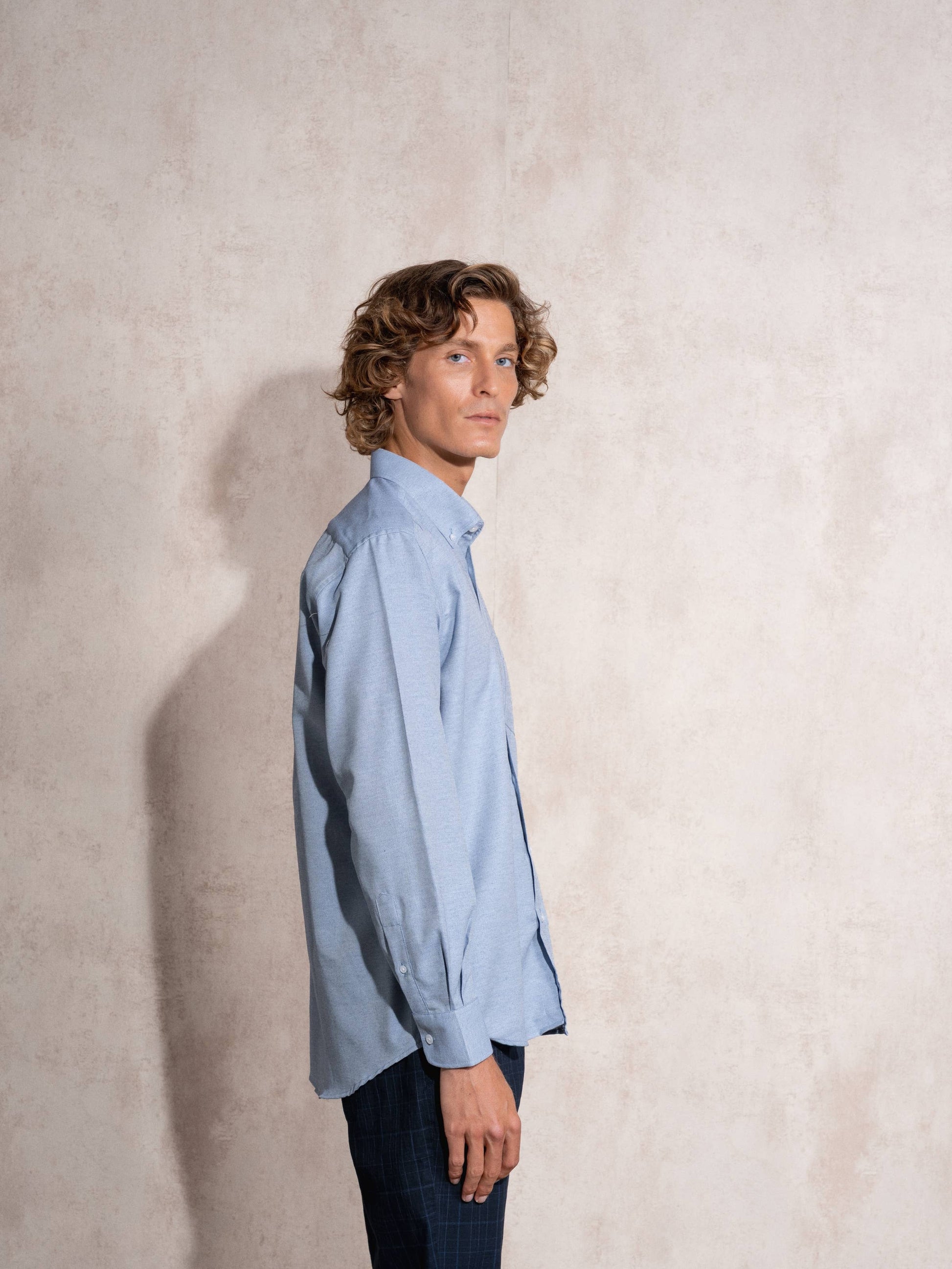 Camicia uomo in cotone misto con colletto button-down