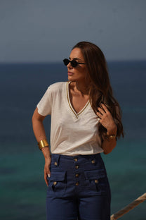 T-shirt con scollo a V effetto lino