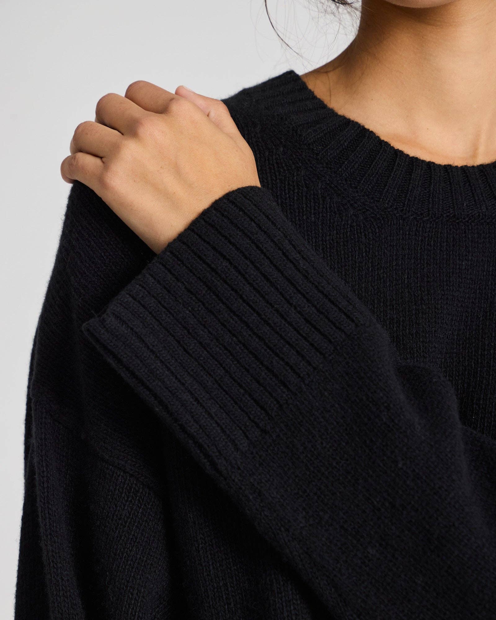 Maglione oversize Vigga in lana d’agnello nero