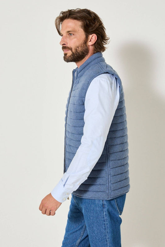 Gilet imbottito in lana merino con zip e tasche blu chiaro