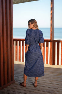 Abito midi blu a micro fiori in cotone