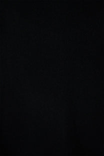 Maglione nero in maglia con perle applicate