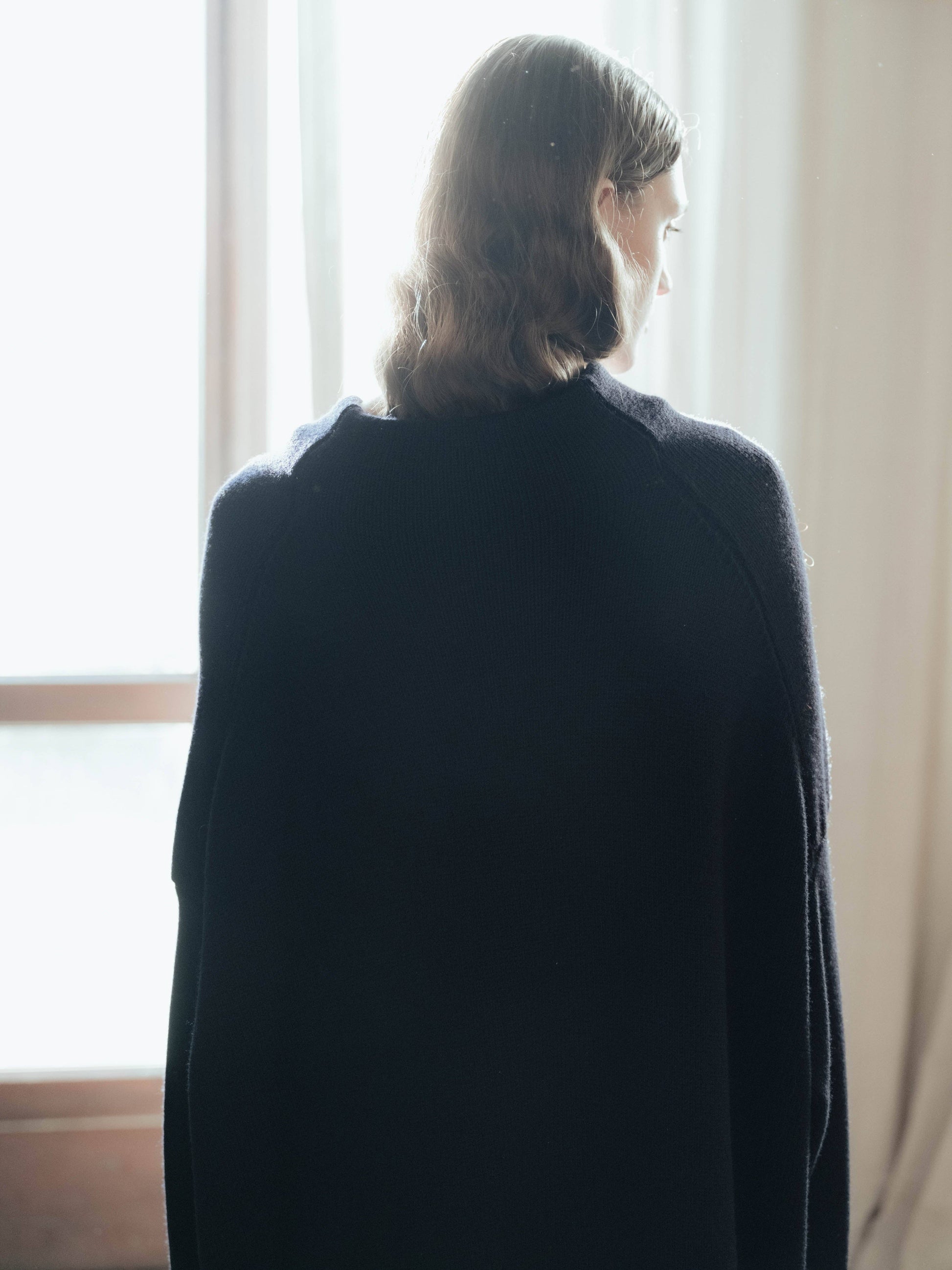Maglione maxi oversize a collo vulcano in lana merino extrafine