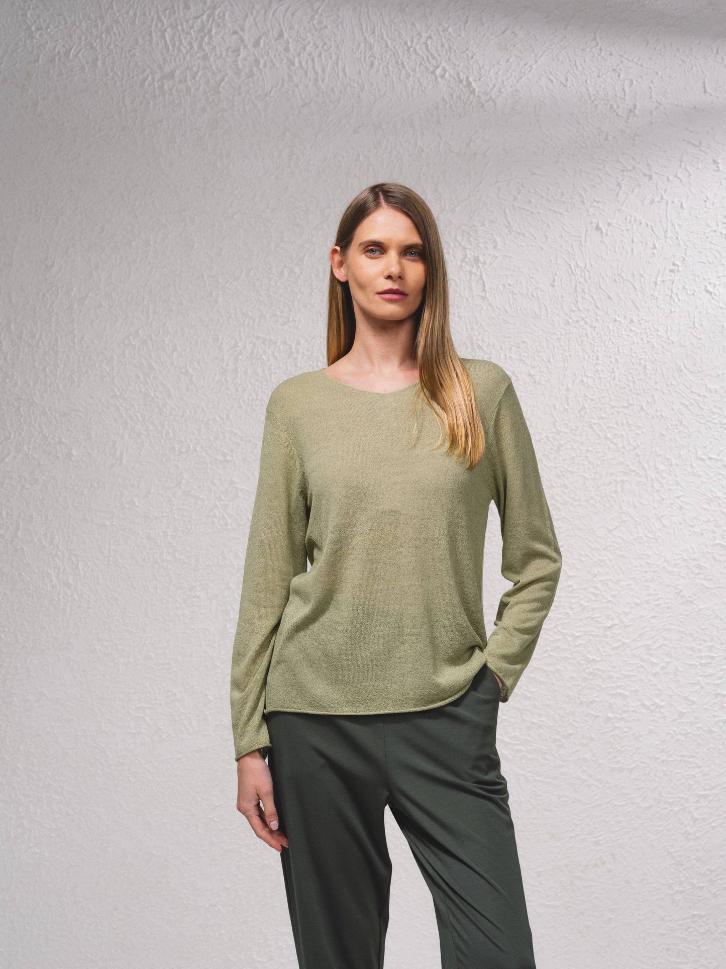 Maglione basic in maglia fine girocollo