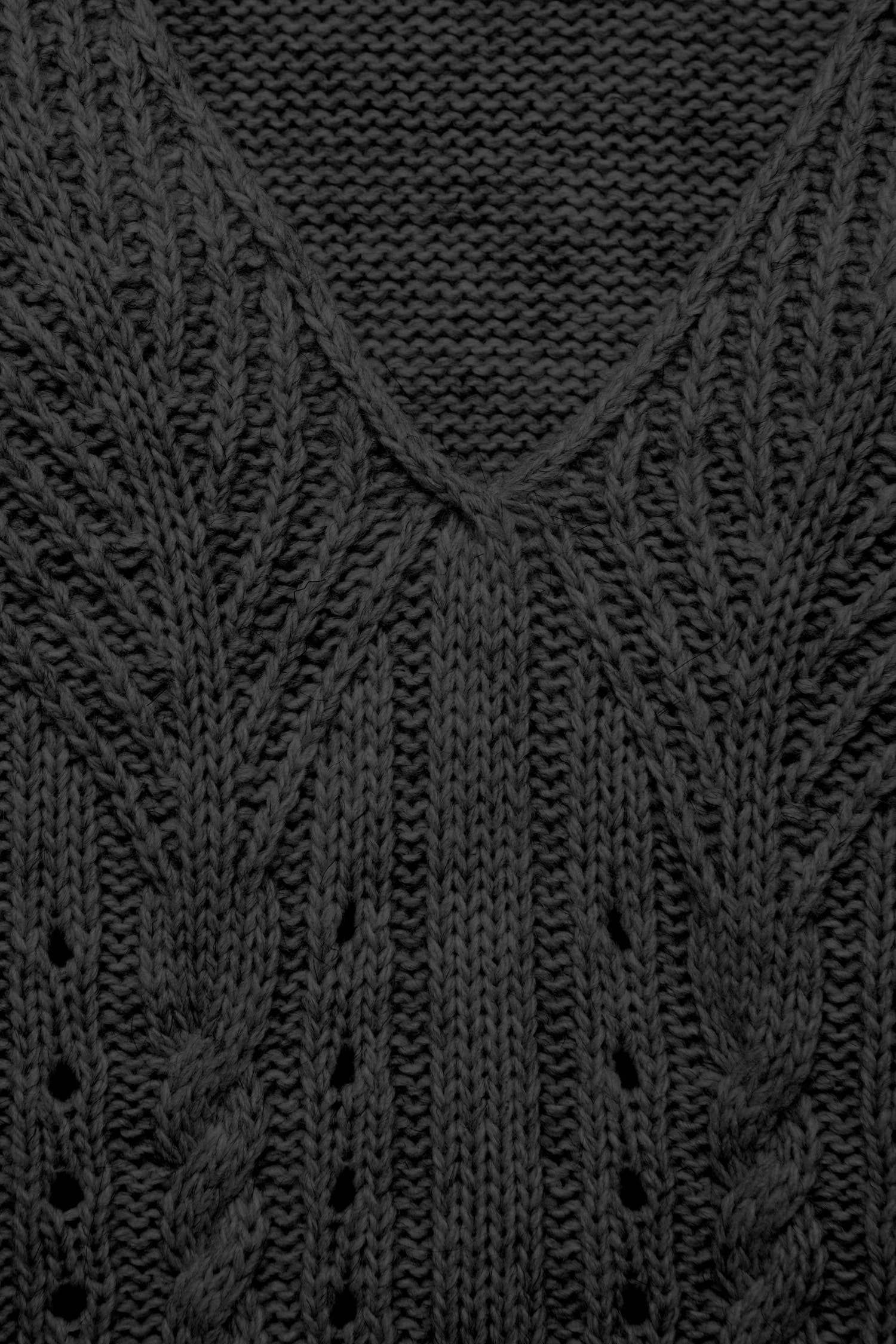 Maglione in maglia strutturata con scollo a V