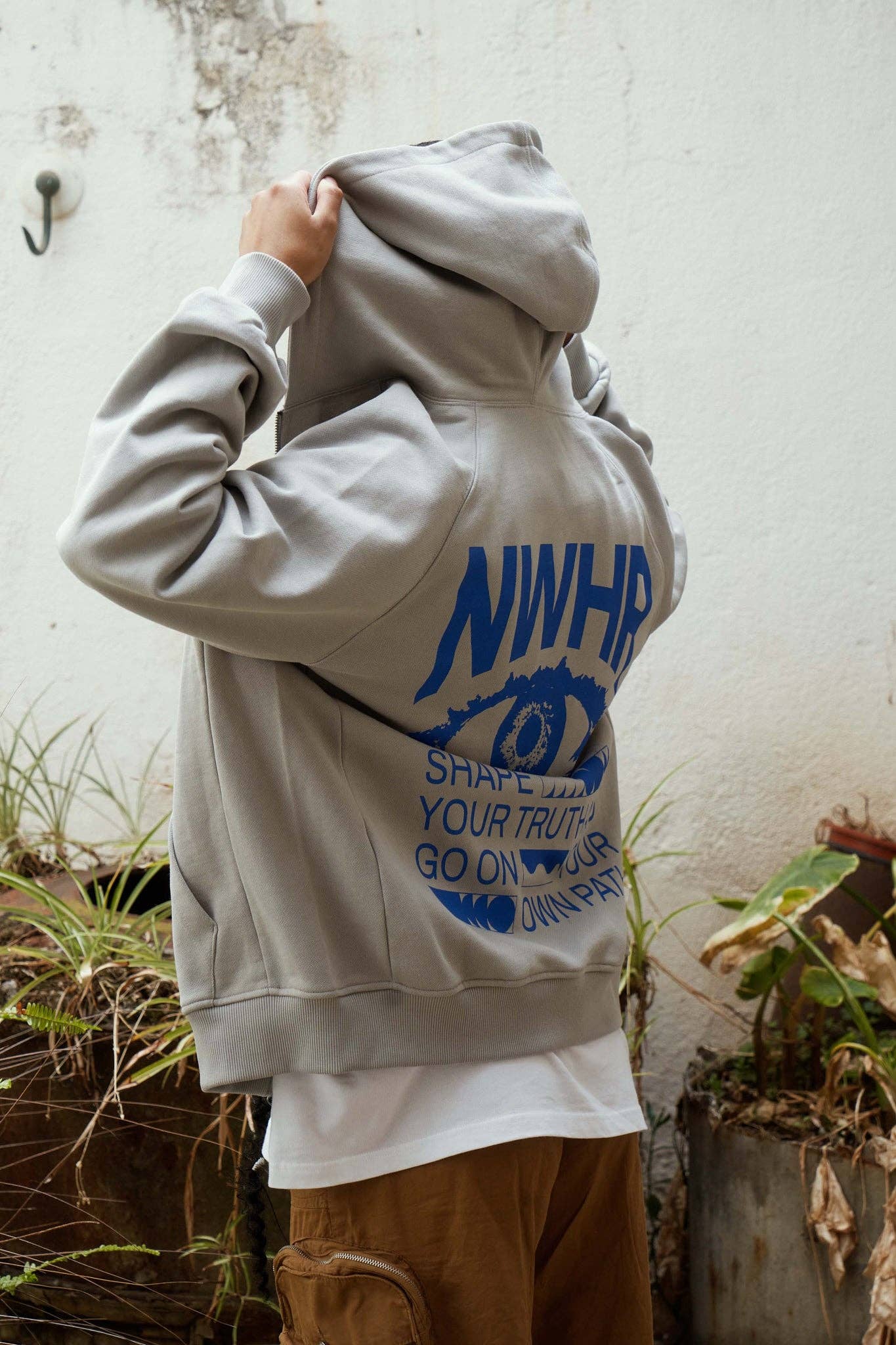 Felpa oversize con zip El Ojo in cotone biologico