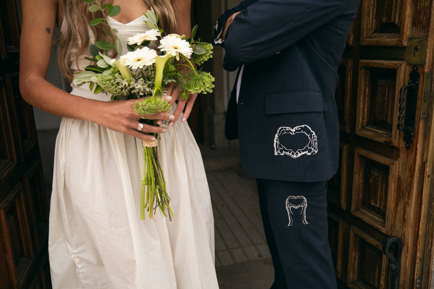 Pantaloni sartoriali ricamati