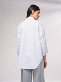 Camicia bianca in cotone con tasca glitter e perline
